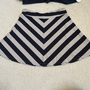 Lilla P Black and tan alone mini skirt